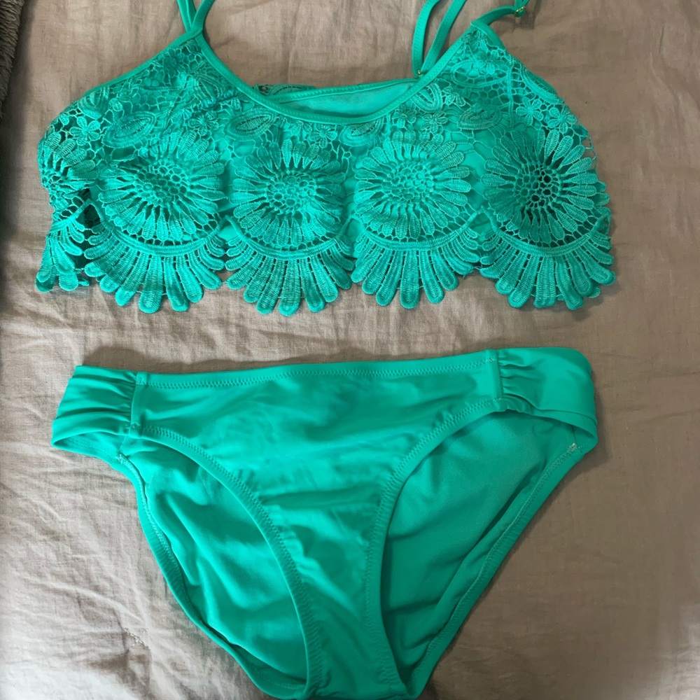 Jessica Simpson swim